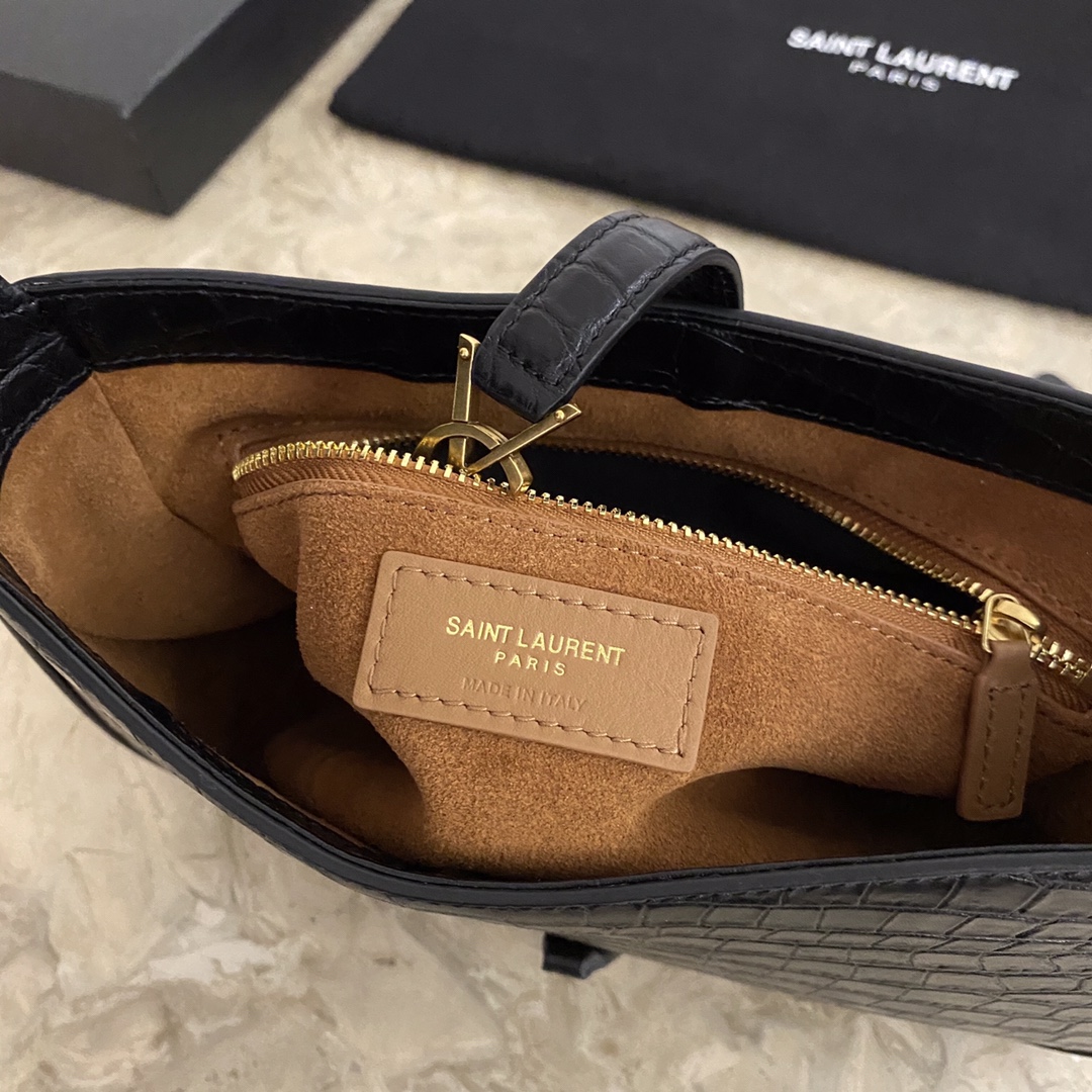 LE 5 À 7 HOBO BAG IN CROCODILE-EMBOSSED SHINY LEATHER