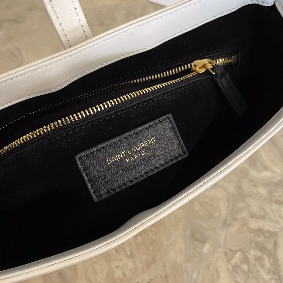 LE 5 À 7 HOBO BAG IN CROCODILE-EMBOSSED SHINY LEATHER
