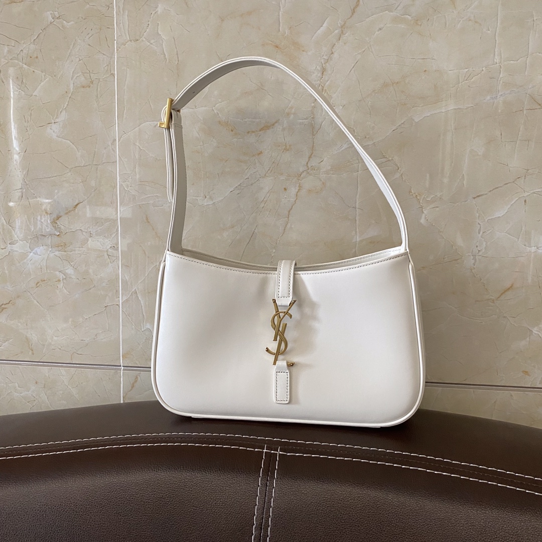 LE 5 À 7 HOBO BAG IN CROCODILE-EMBOSSED SHINY LEATHER