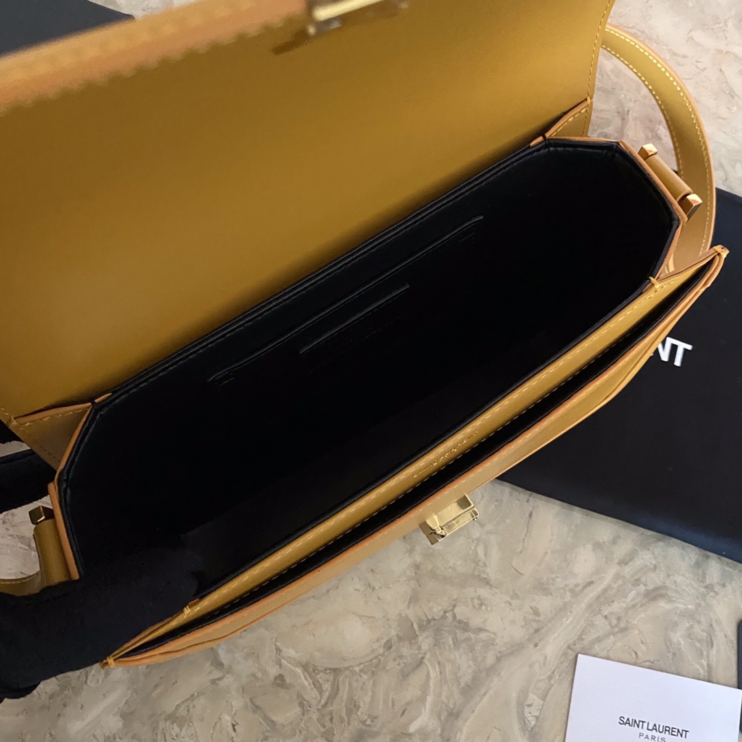 SOLFERINO MIDDLE SATCHEL IN LACQUERED AYERS