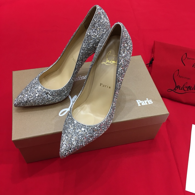 Ch**an louboutin queen red sole shoes
