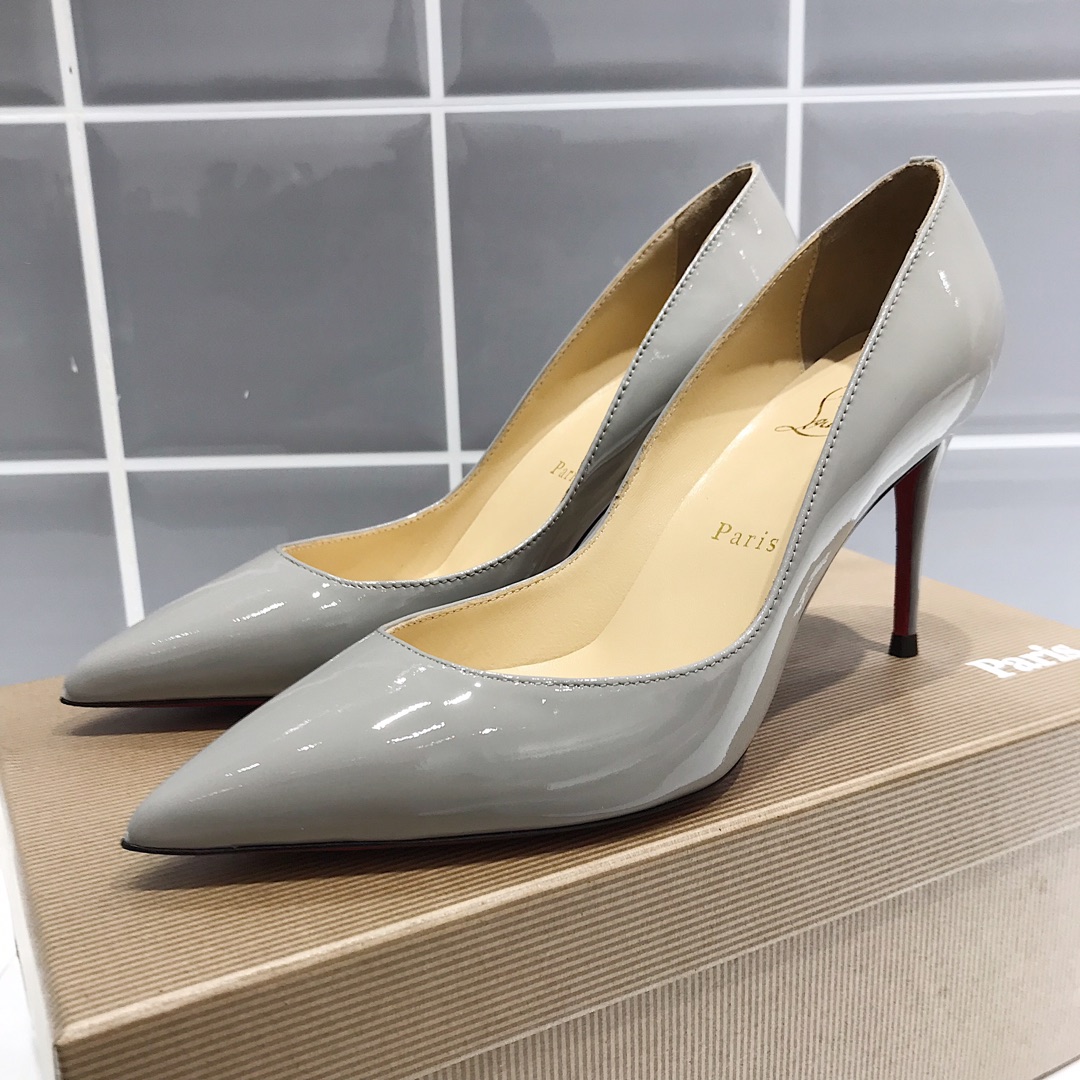 Ch**an louboutin queen red sole shoes