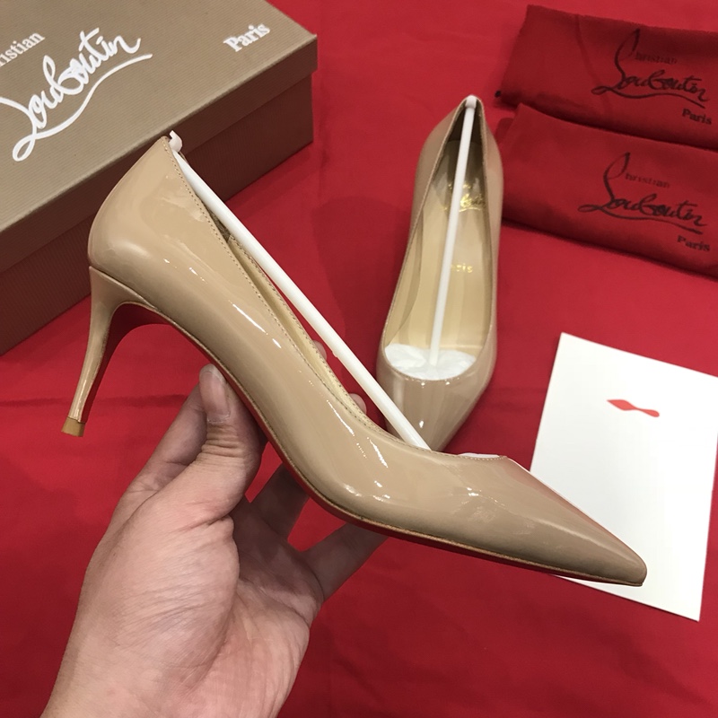 Ch**an louboutin queen red sole shoes