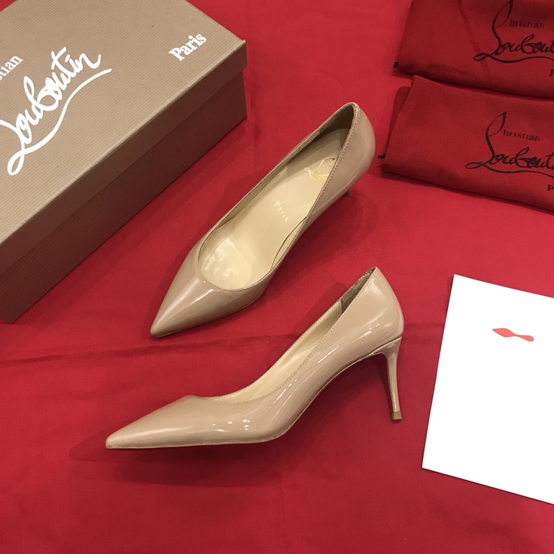 Ch**an louboutin queen red sole shoes