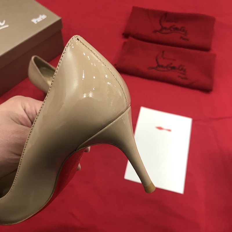Ch**an louboutin queen red sole shoes