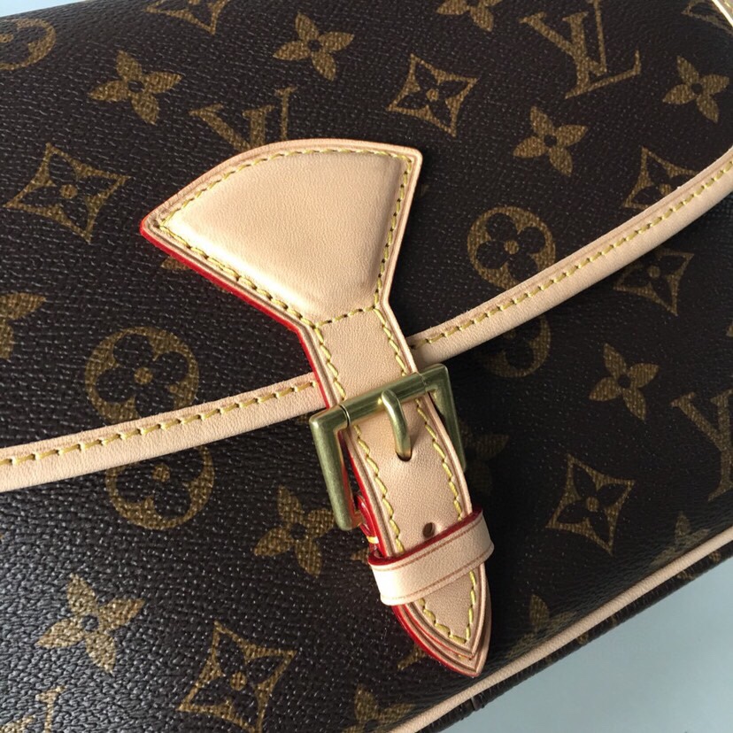 l**is V*t*n sologne monogram shoulder bag