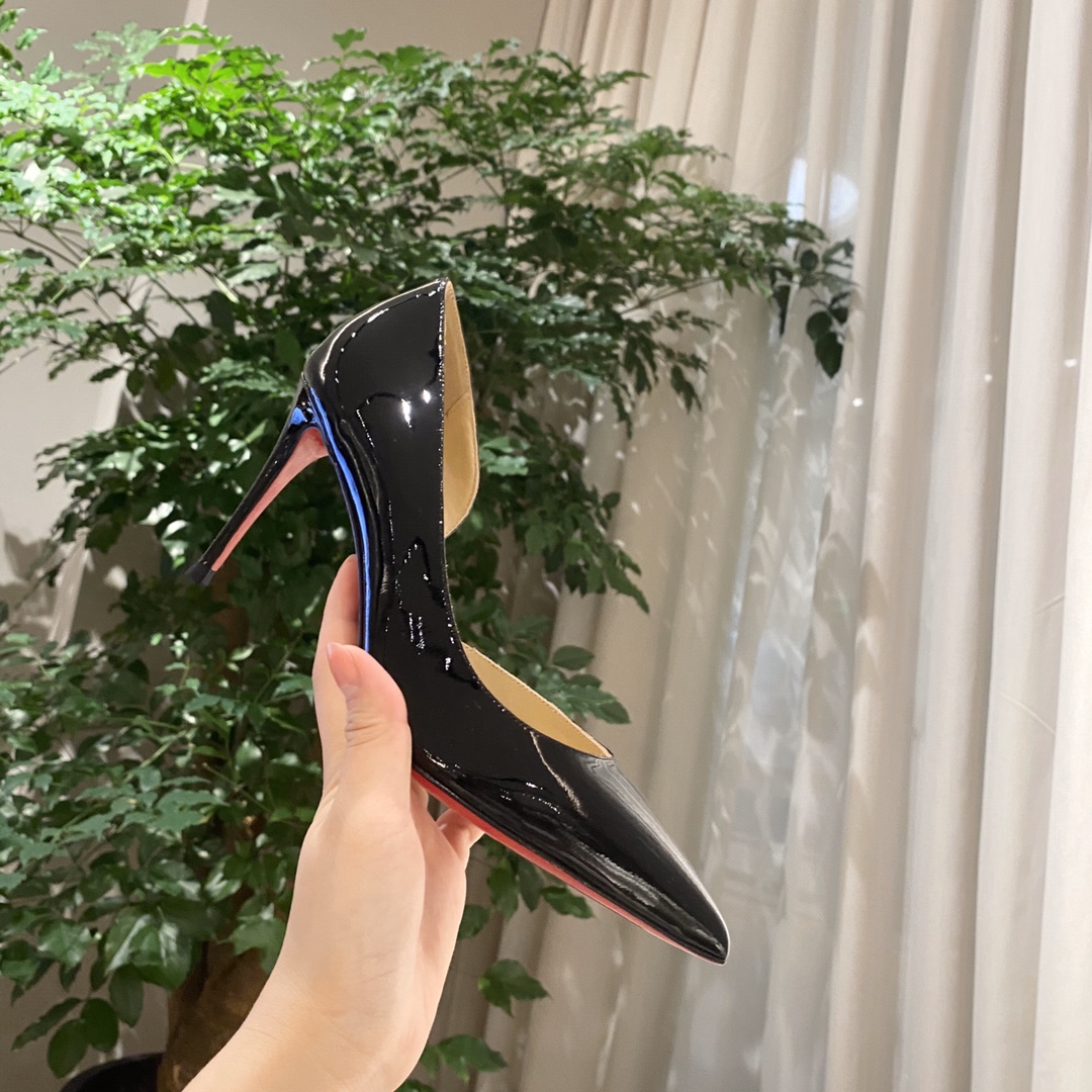 Ch**an louboutin cl