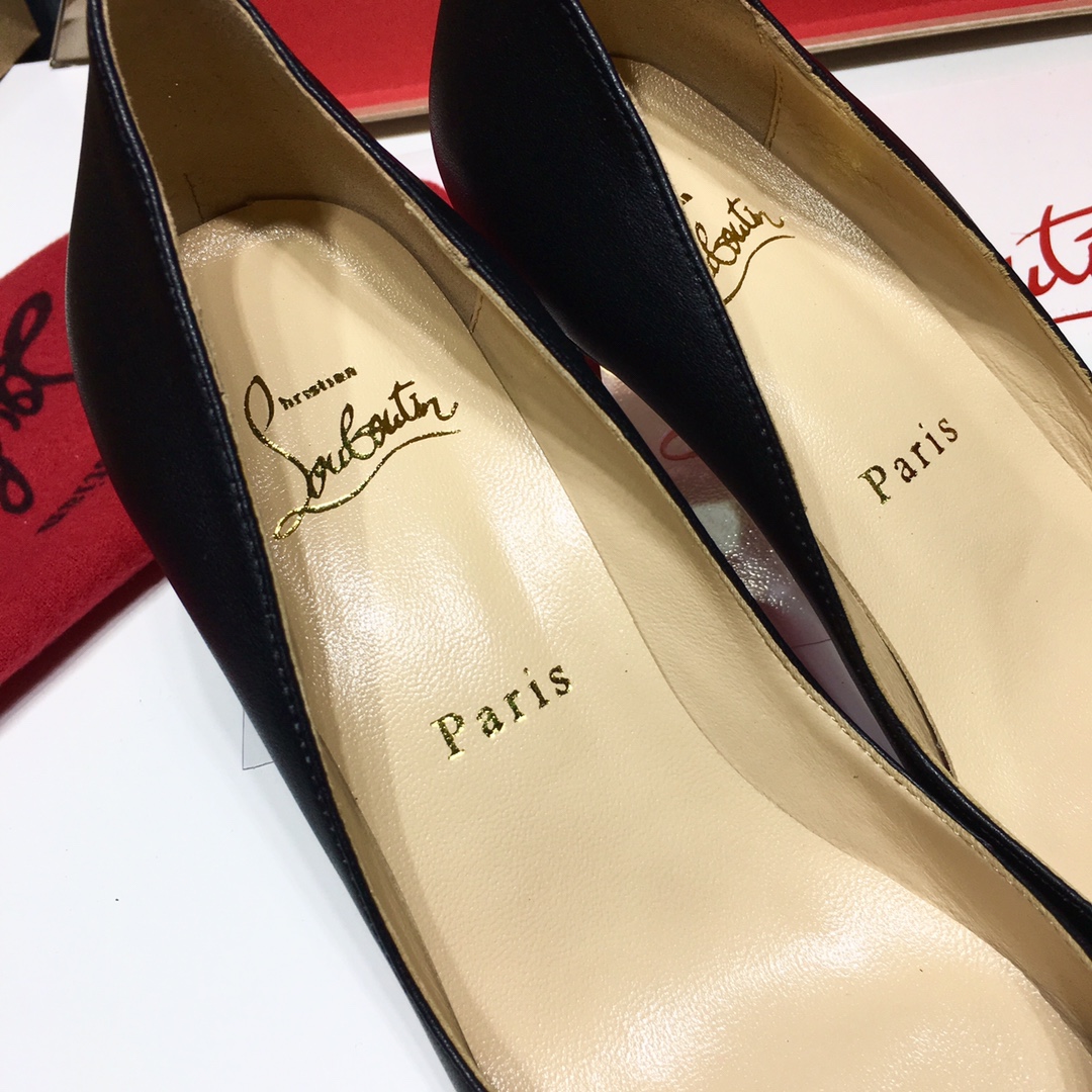 Ch**an louboutin cl