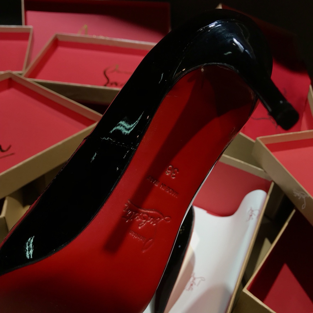 Ch**an louboutin cl