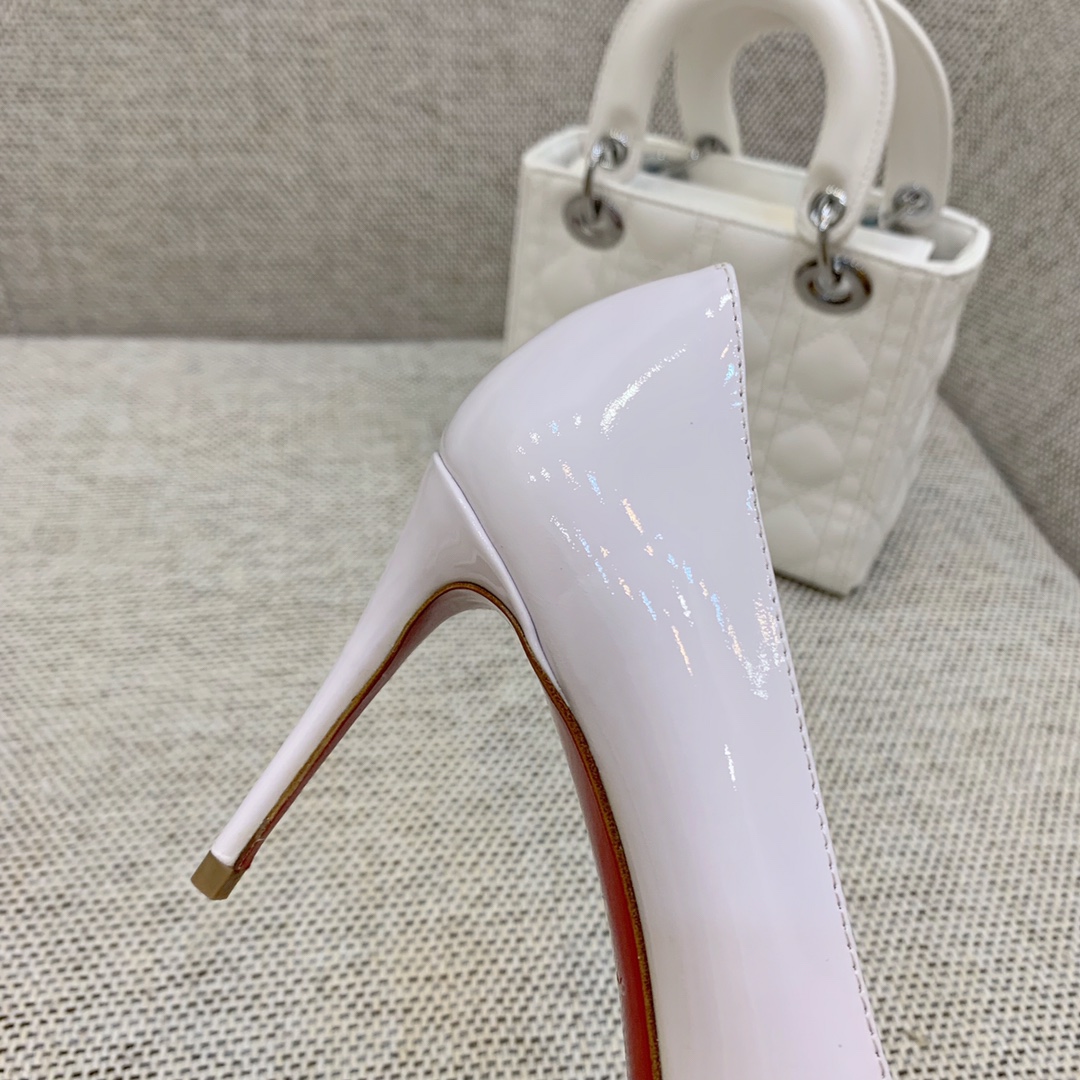 Ch**an louboutin cl