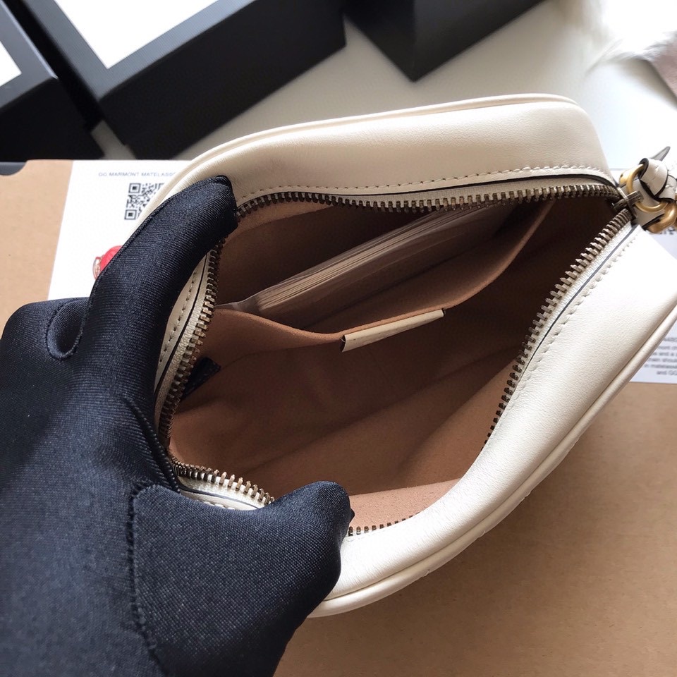 GG Marmont SMALL SHOULDER BAG