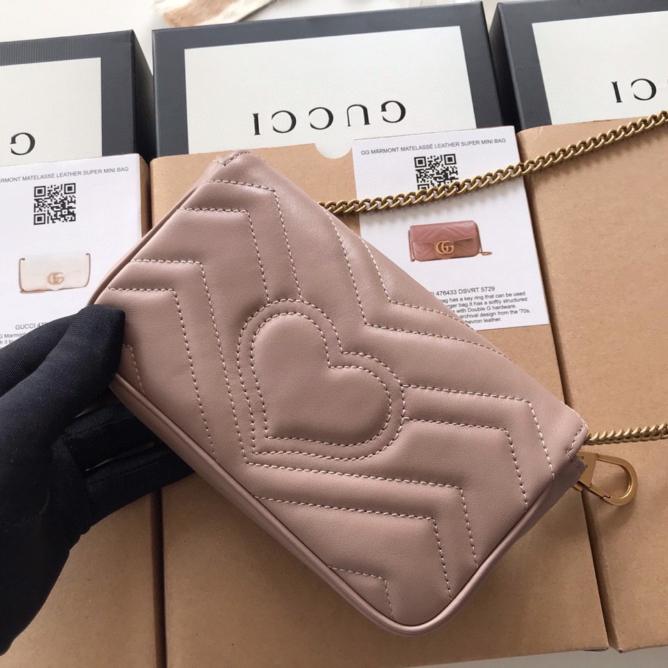 gg marmont matelassé leather S*per mini bag