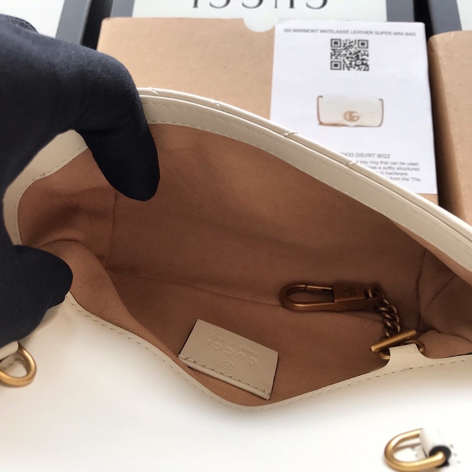 gg marmont matelassé leather S*per mini bag