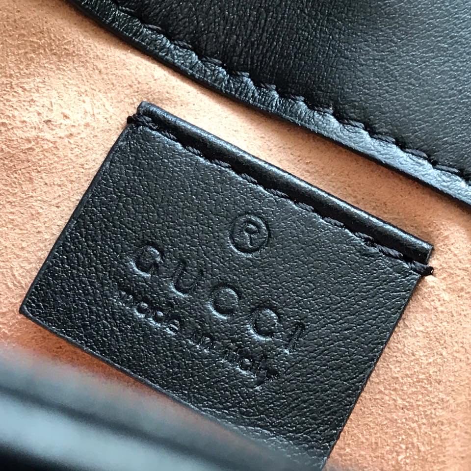gg marmont matelassé leather S*per mini bag