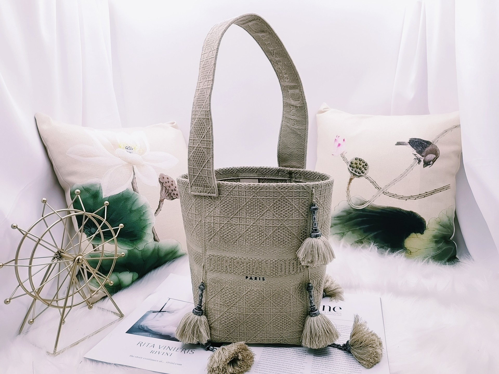 D*or bubble paisley print bucket