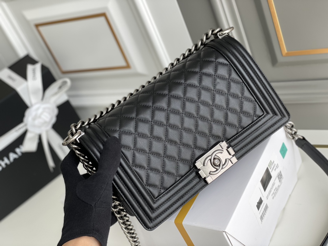 boy Ch*el shoulder bag lambskin