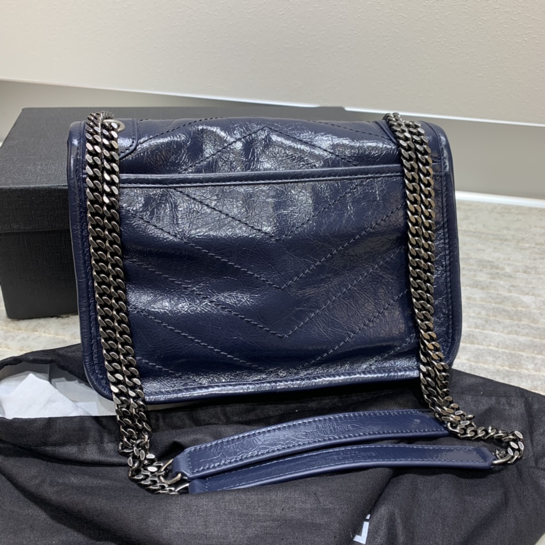 YSL MEDIUM