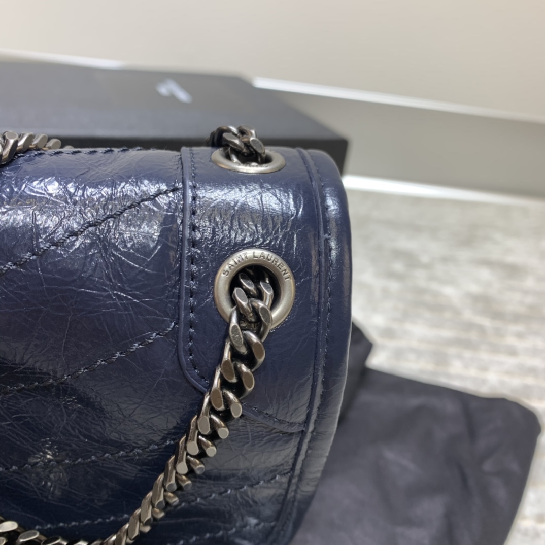 YSL MEDIUM