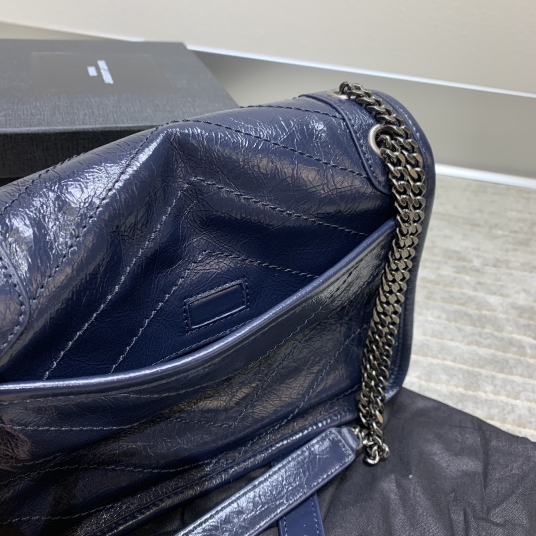YSL MEDIUM