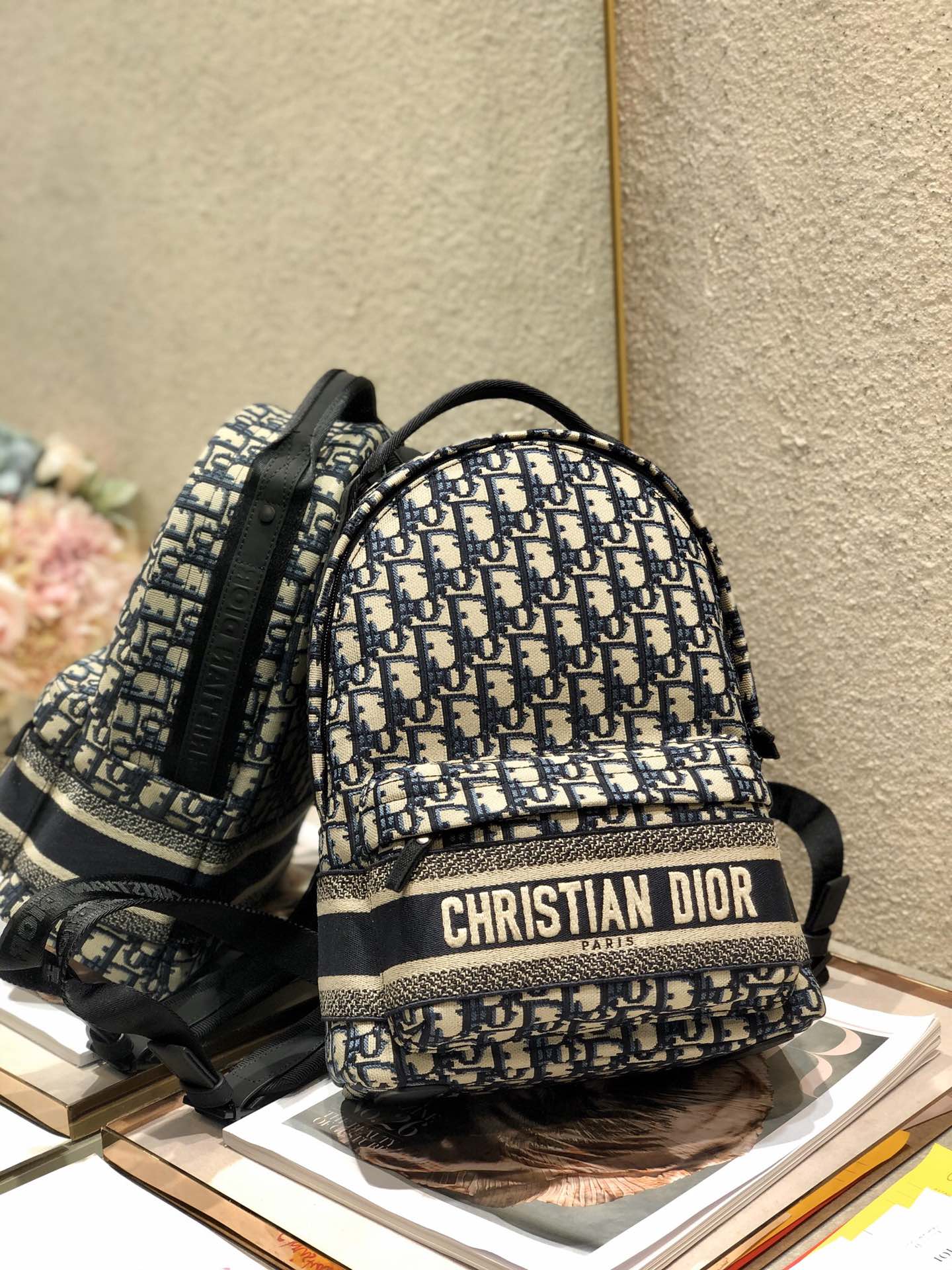 D*or oblique backpack