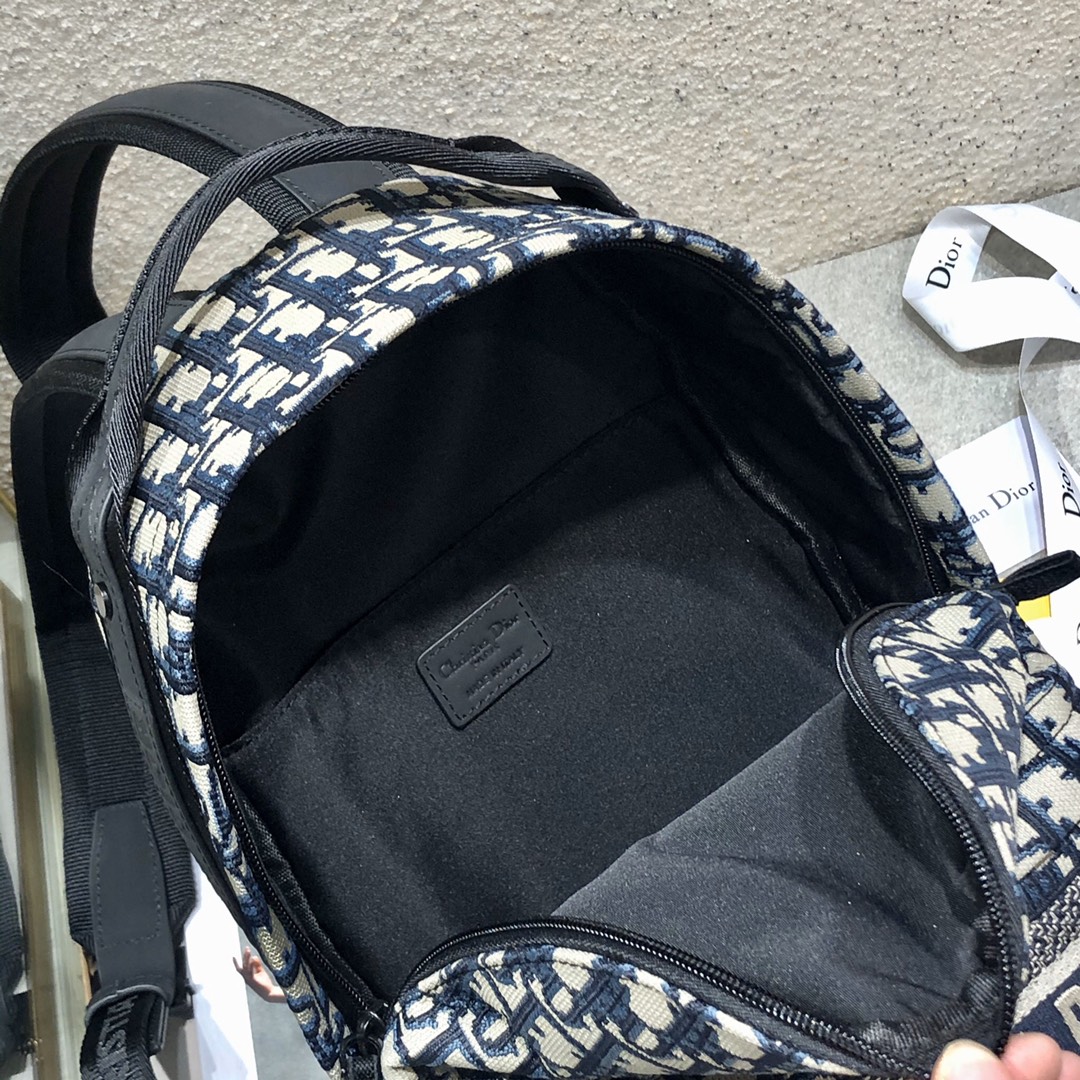D*or oblique backpack