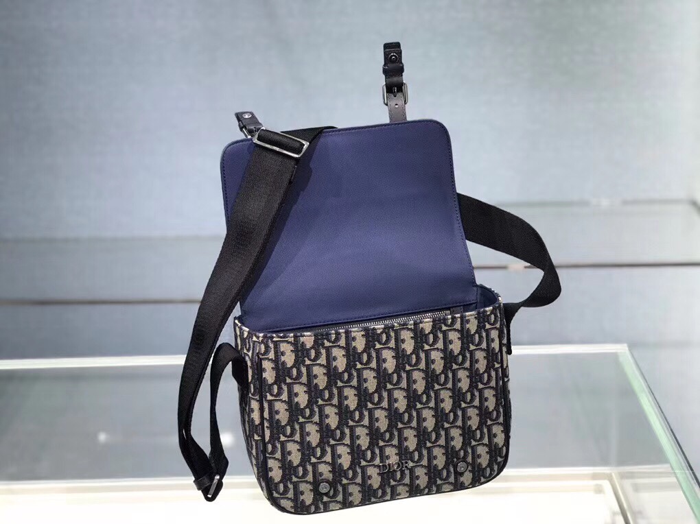 D*or blue messenger bag