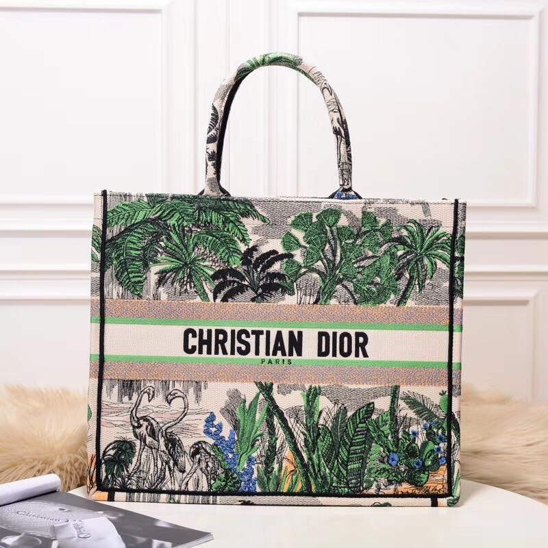 D*or book tote