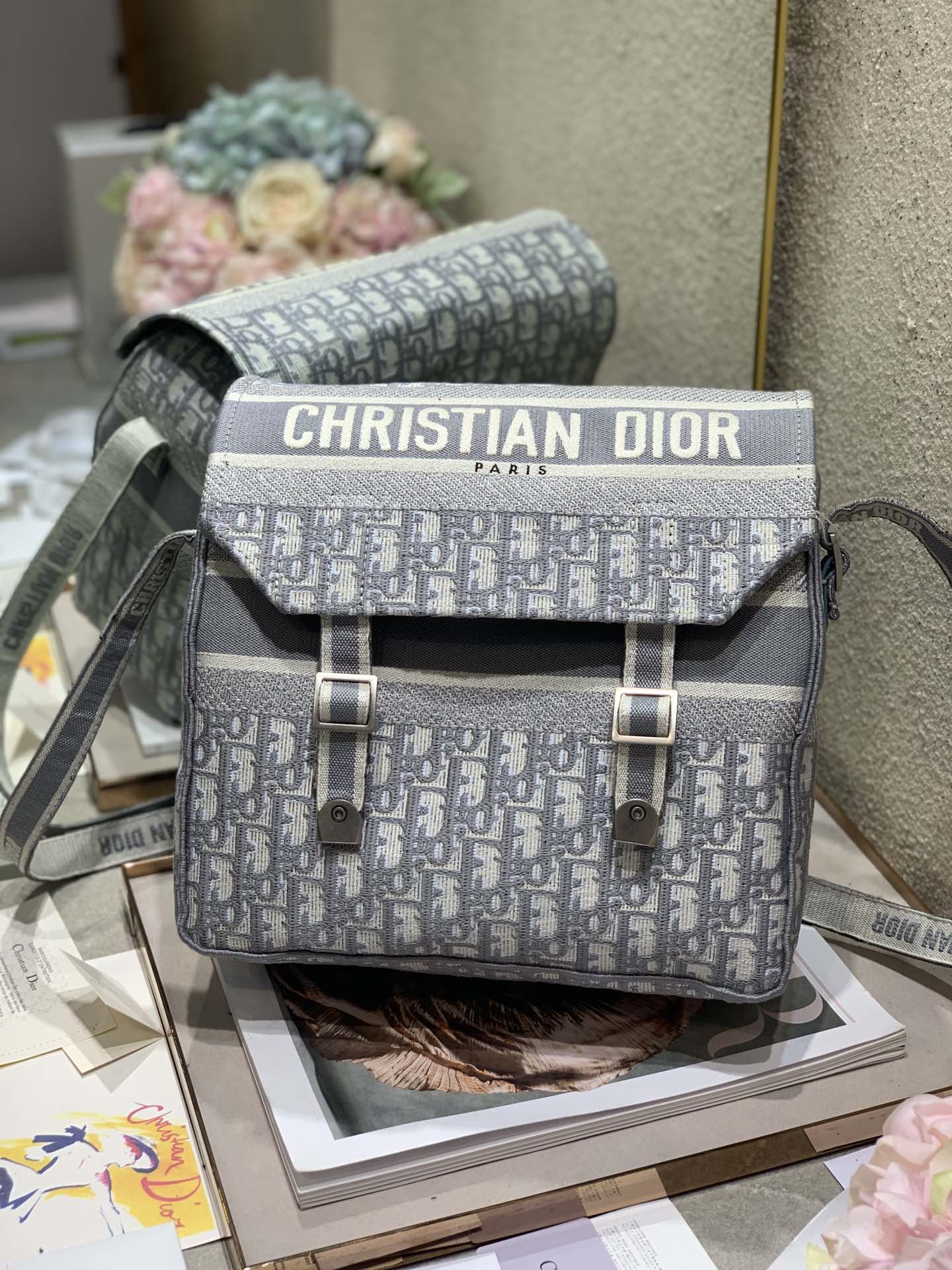 D*or oblique camp bag