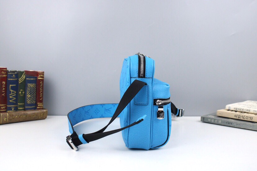 LV OUTDOOR HANDBAG