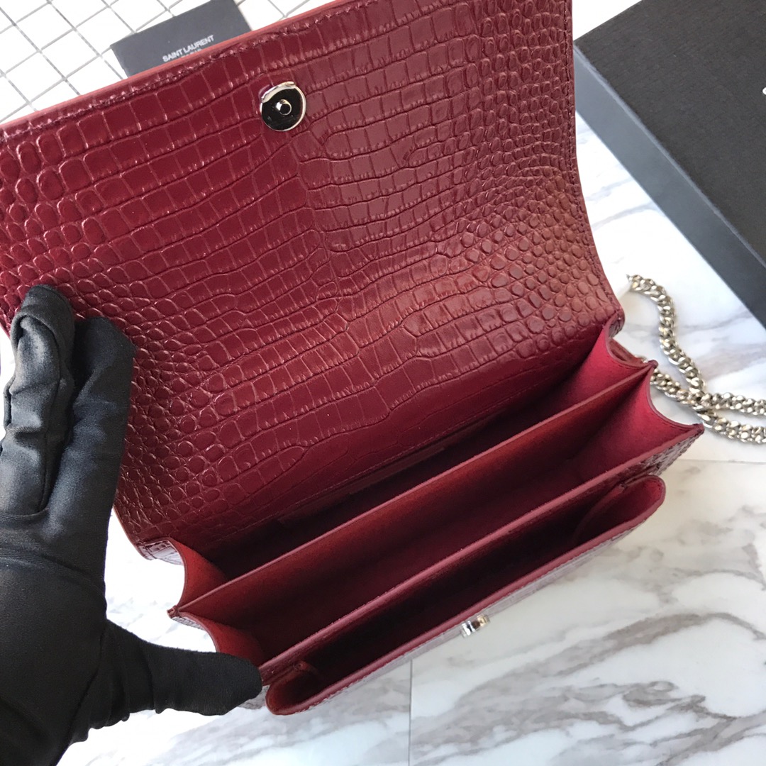 MANHATTAN MEDIUM SHOPPING BAG IN BOX SAINT LAURENT LEATHER