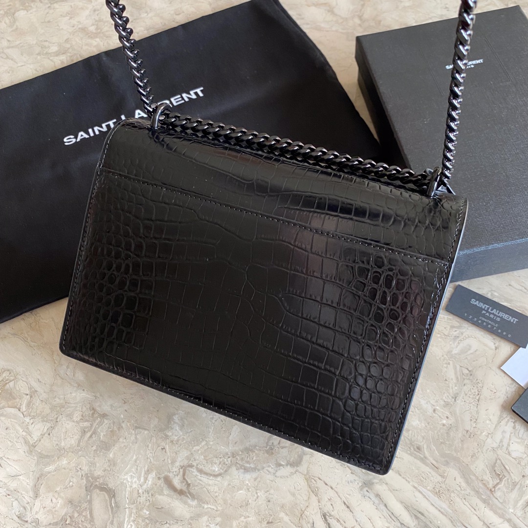 MANHATTAN MEDIUM SHOPPING BAG IN BOX SAINT LAURENT LEATHER