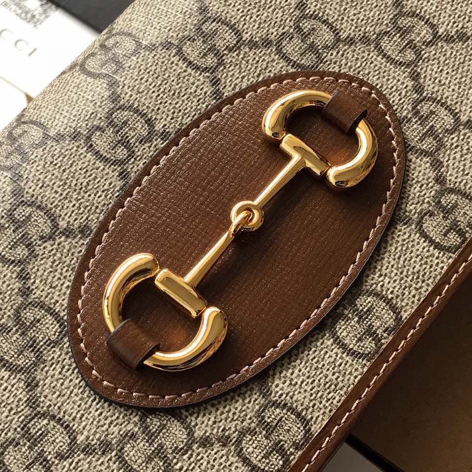 G*u*i horsebit 1955 wallet with chain