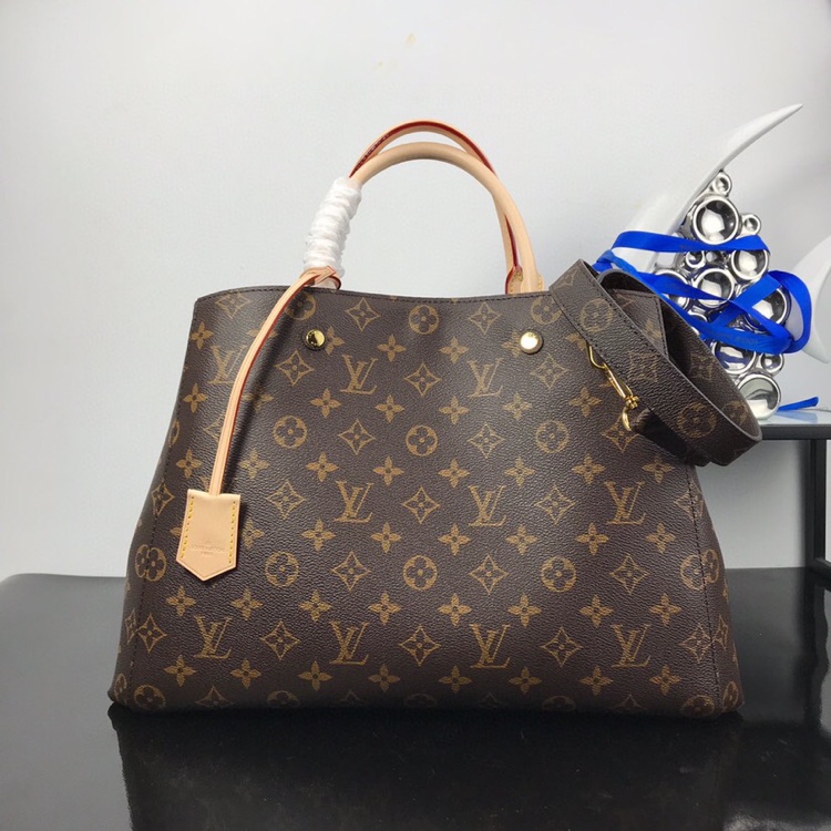 l**is V*t*n monogram montaigne gm