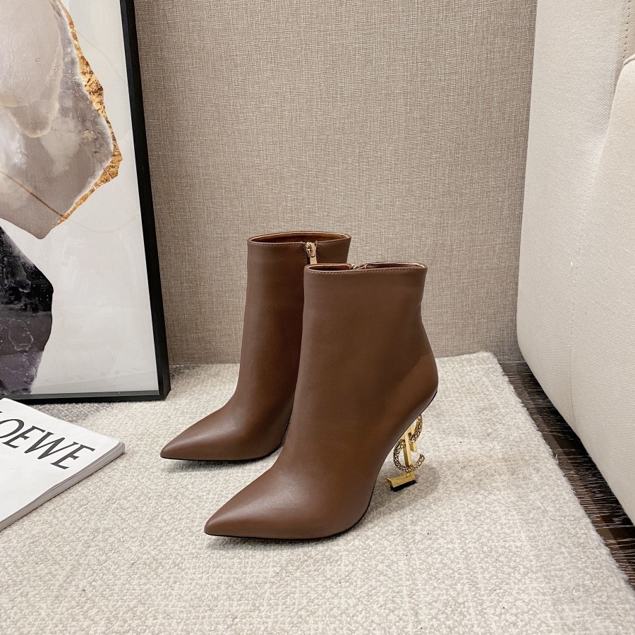 Yves Saint Laurent High Heels