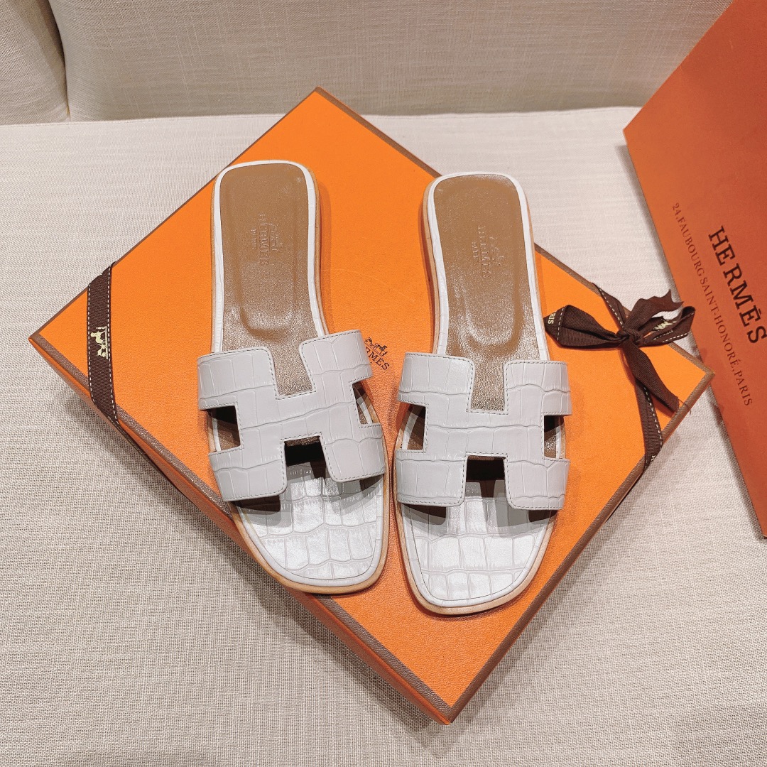 Hermès Oran Sandal