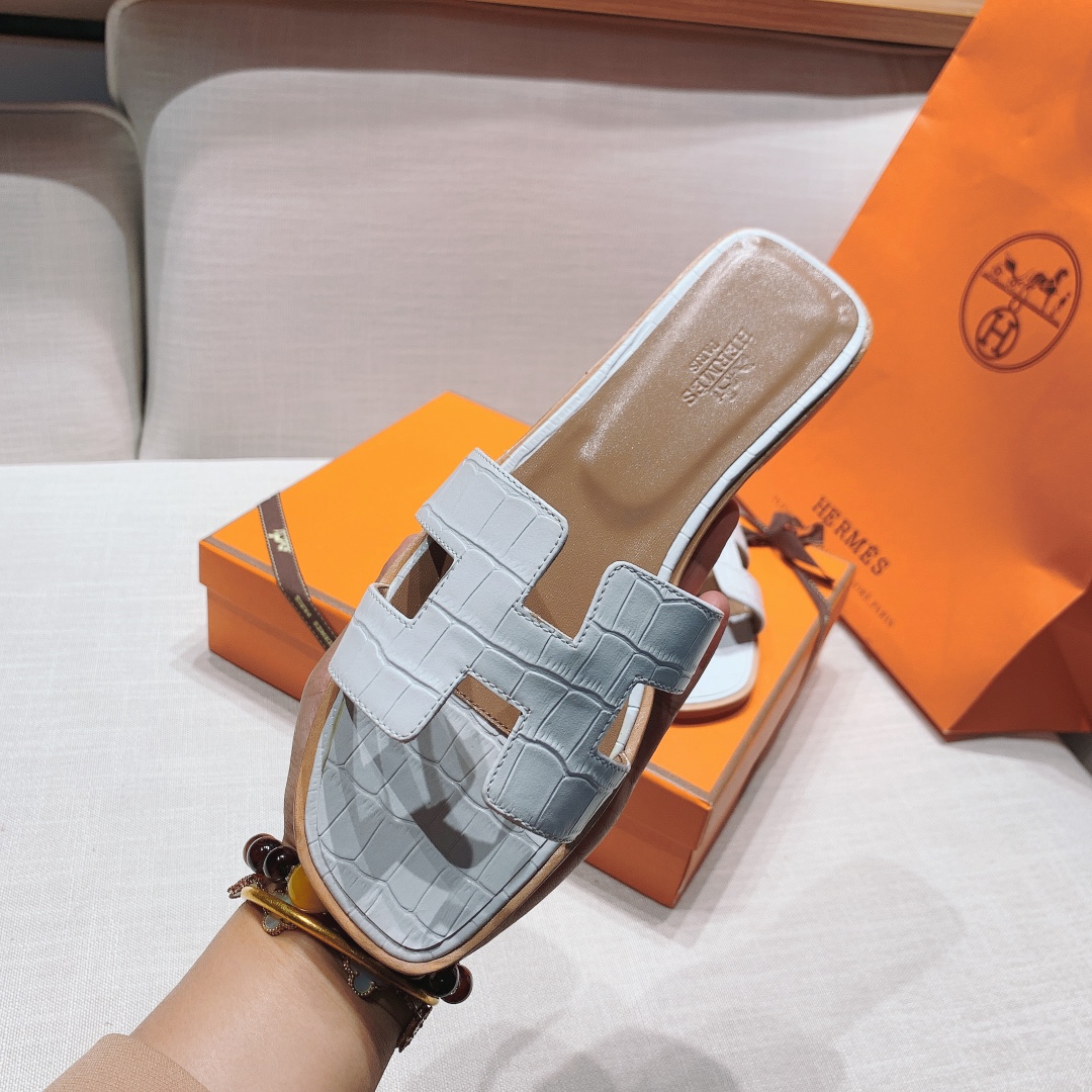 Hermès Oran Sandal