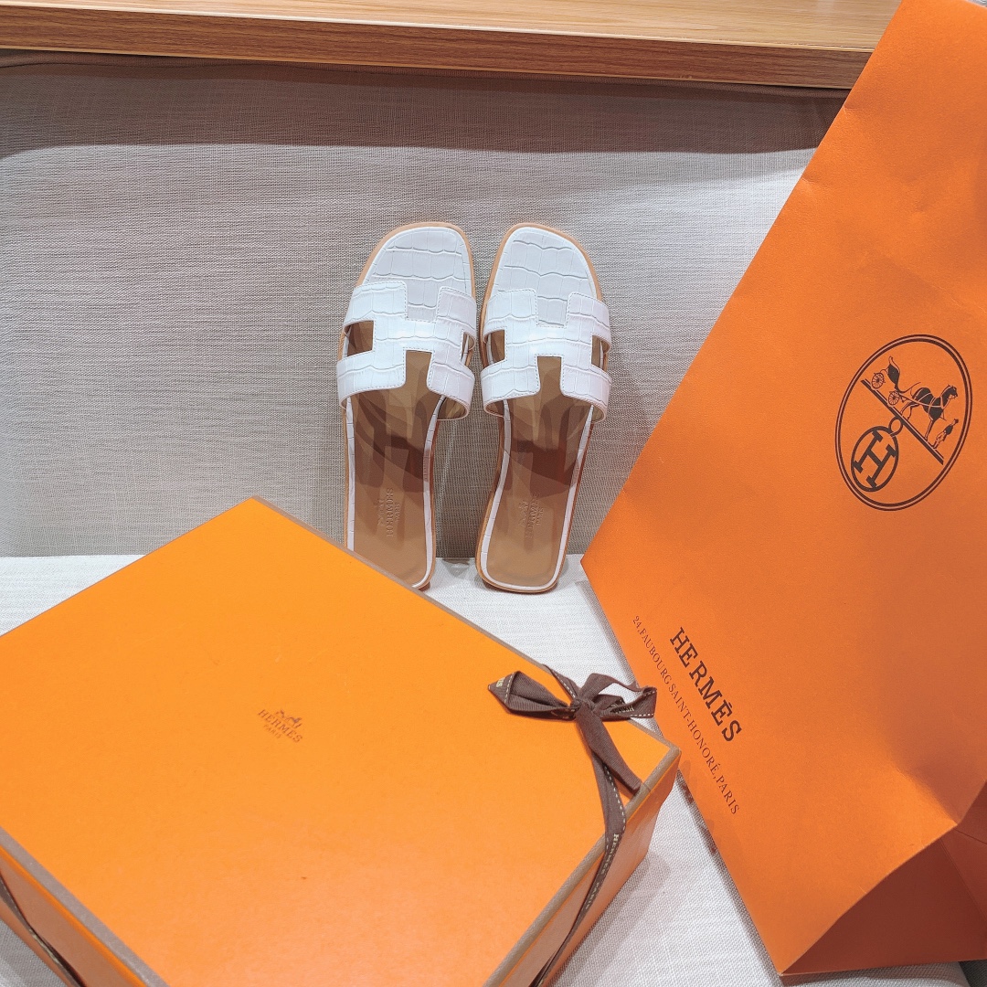 Hermès Oran Sandal