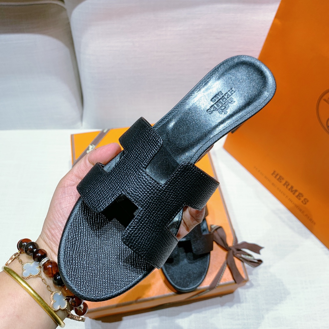 Hermès Oran Sandal