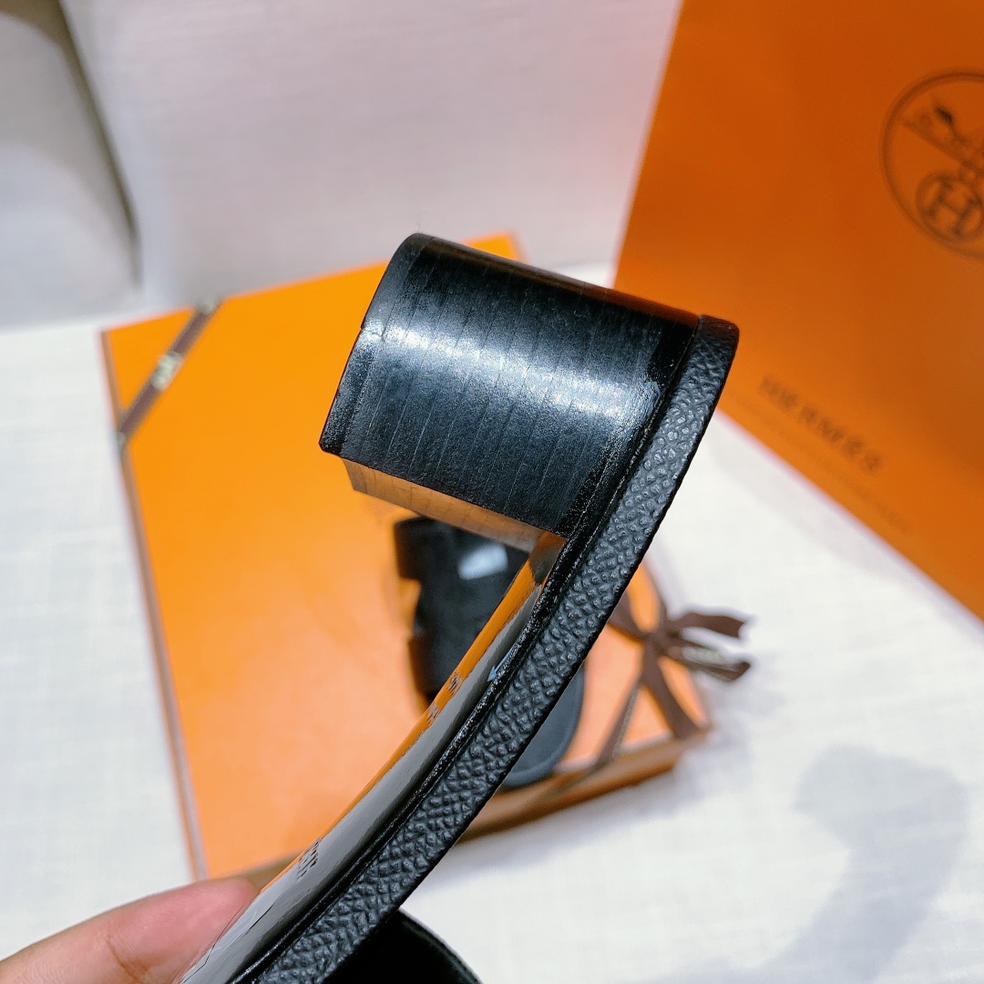 Hermès Oran Sandal
