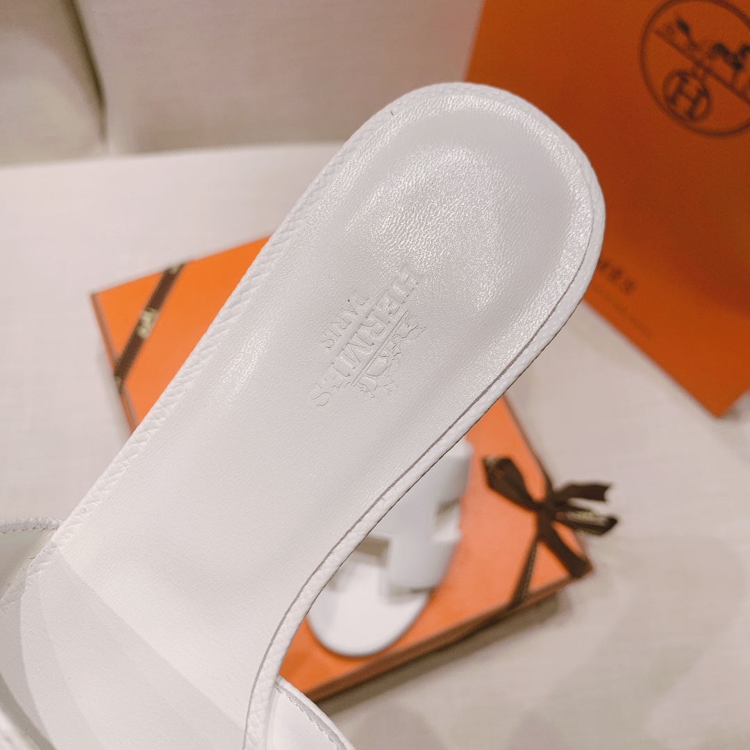 Hermès Oran Sandal