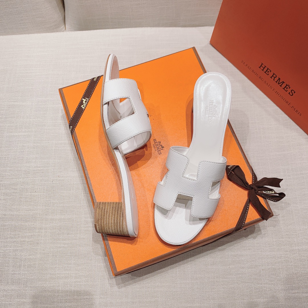 Hermès Oran Sandal