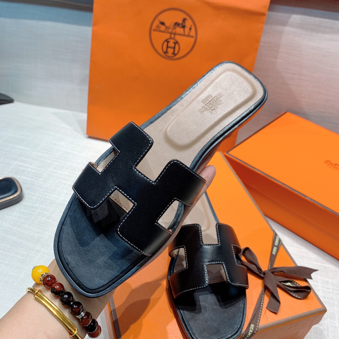 Hermès Oran Sandal