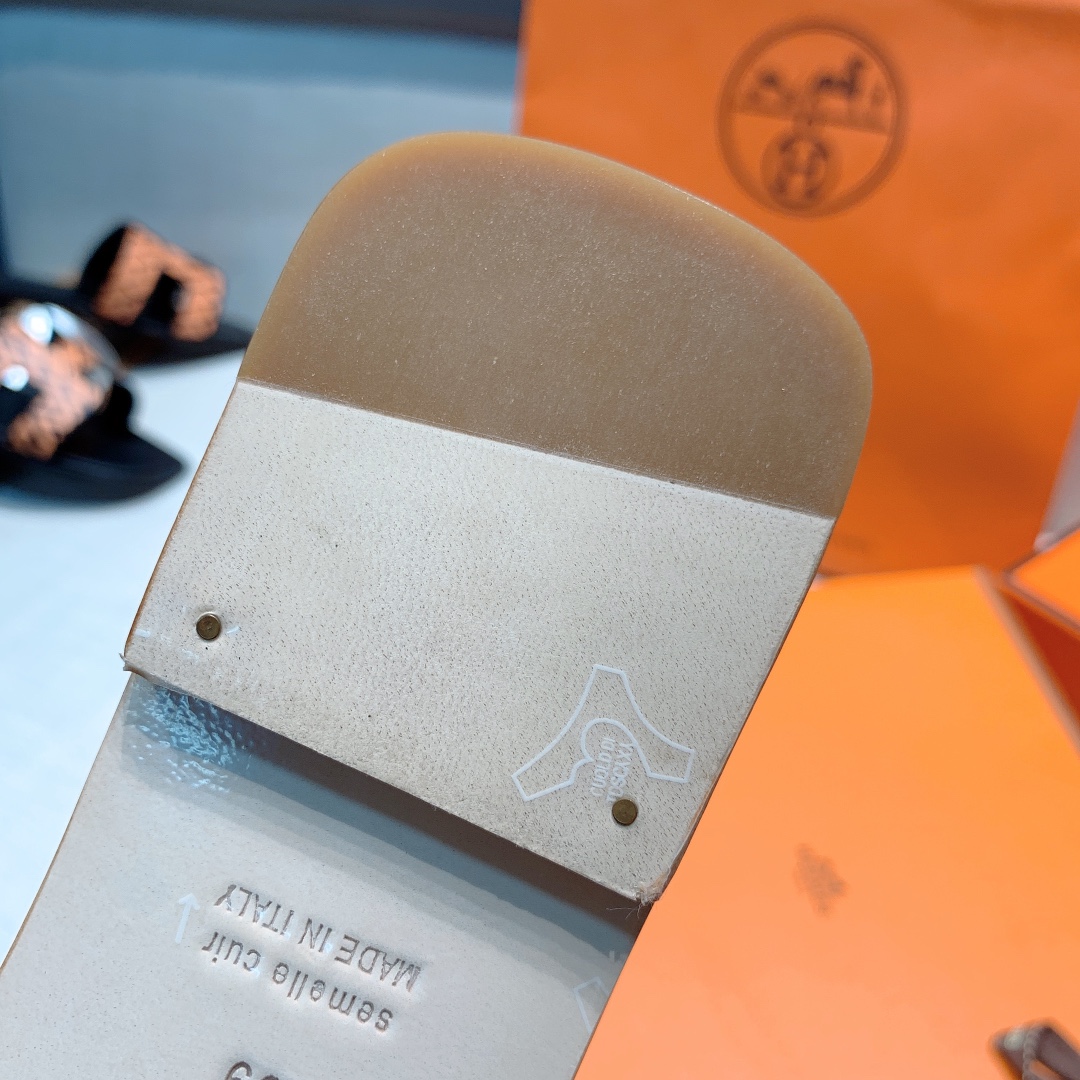 Hermès Oran Sandal