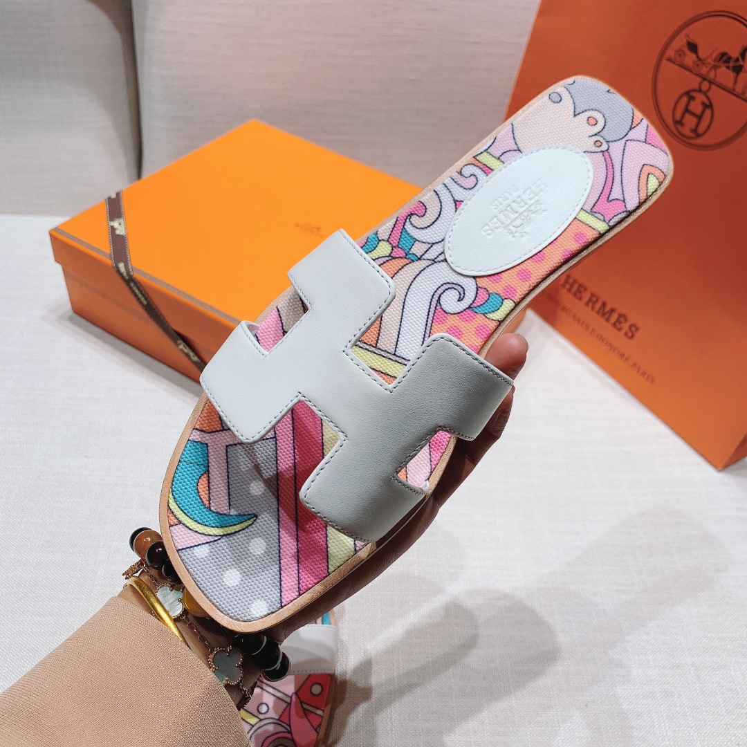 Hermès Oran Sandal