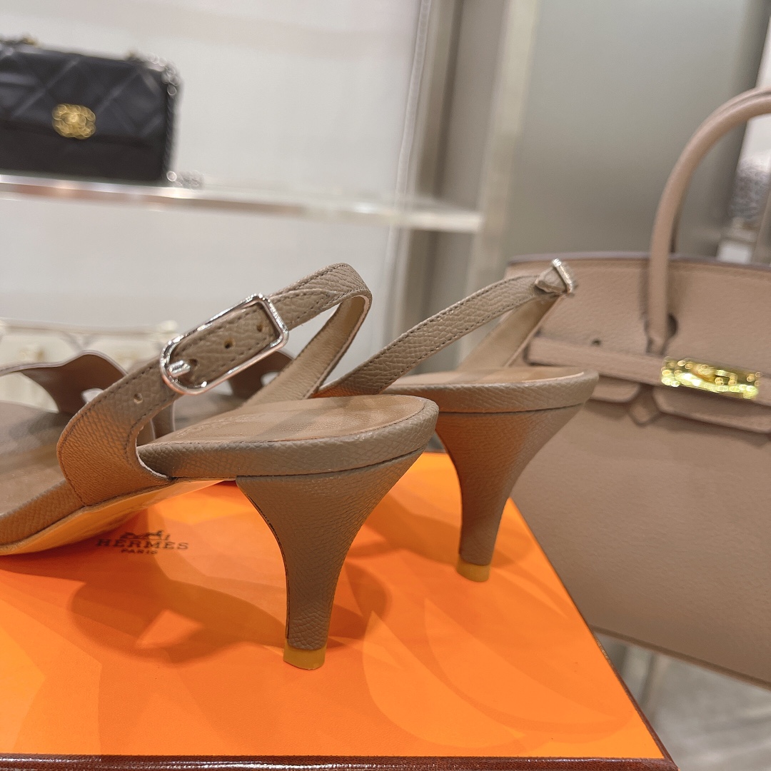 Hermès Classic Simple Sandal