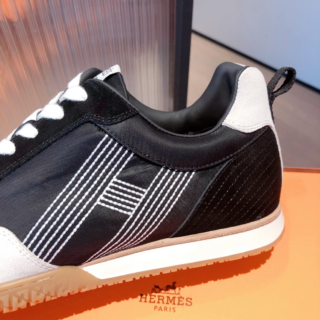 Hermès Crew Sneaker