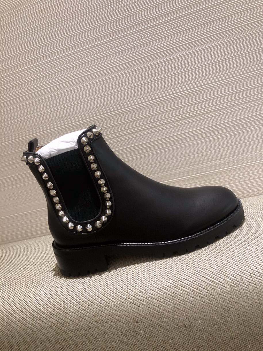 Ch**an louboutin capahutta flat