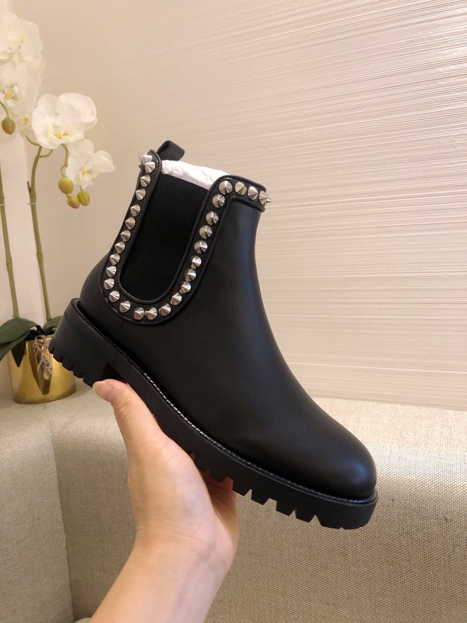Ch**an louboutin capahutta flat