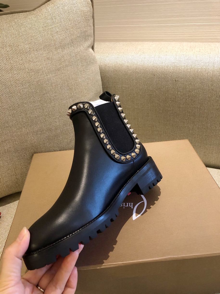 Ch**an louboutin capahutta flat