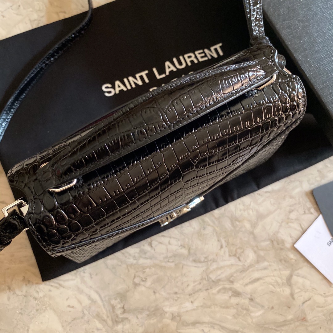 CASSANDRA MONOGRAM CLASP BAG IN MATTE PYTHON